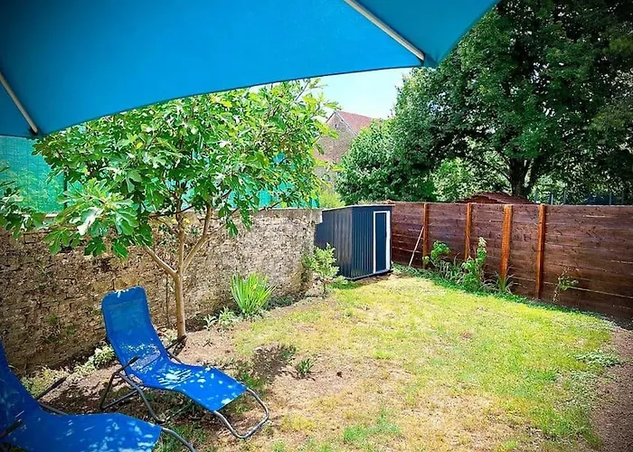 Tres Bel Appartement Avec Jardin Et Jacuzzi